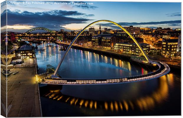 View of the River Tyne  Canvas Print by Ray Pritchard