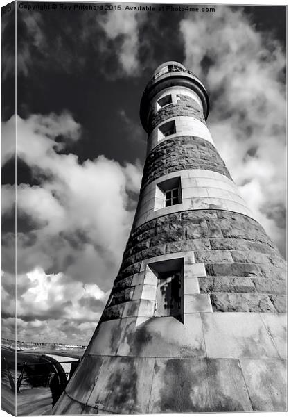  Roker Lighthouse Canvas Print by Ray Pritchard