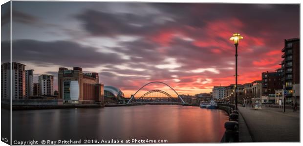 Sunset over the River Tyne Canvas Print by Ray Pritchard