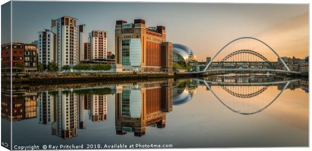 River Tyne Evening Canvas Print by Ray Pritchard