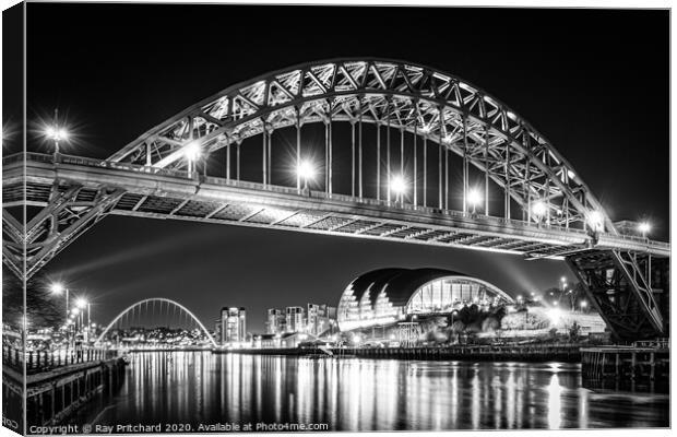Black and White Tyne Canvas Print by Ray Pritchard
