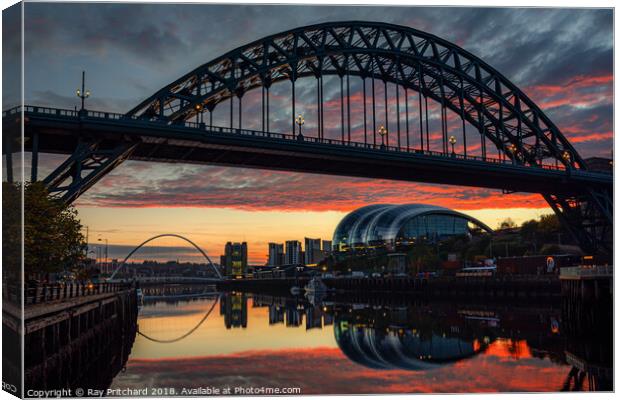 Sunrise Over the Tyne Canvas Print by Ray Pritchard