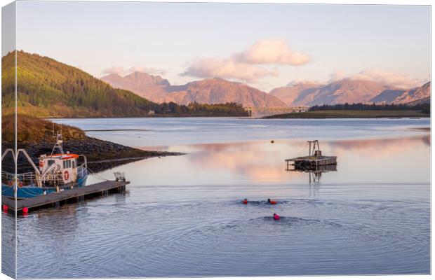 loch leven Canvas Print by chris smith