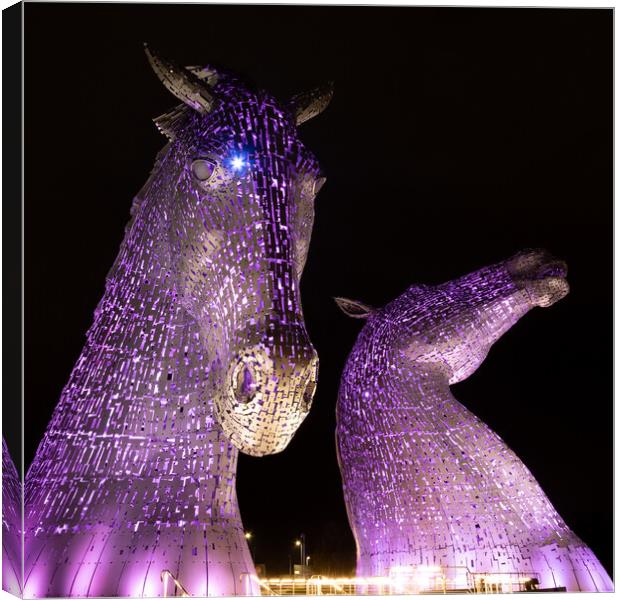 The Kelpies Canvas Print by chris smith