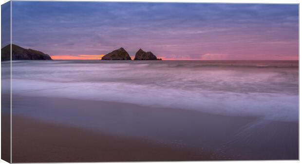  Holywell bay Canvas Print by chris smith