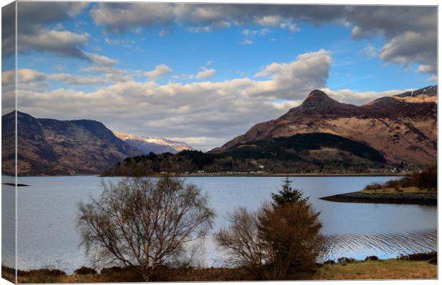 Loch leven  Canvas Print by chris smith