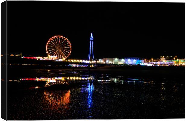 Blackpool at night      Canvas Print by chris smith