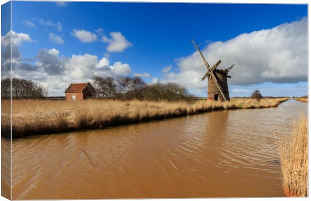 Brograve mill windpump   Canvas Print by chris smith