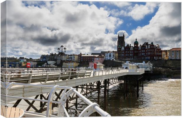 Cromer   Canvas Print by chris smith