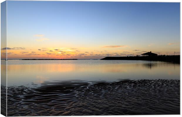 Fuerteventura sunrise Canvas Print by chris smith