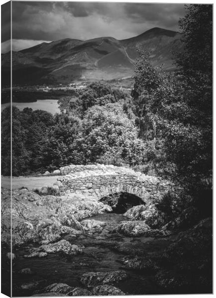 Ashness Bridge lake district Canvas Print by chris smith