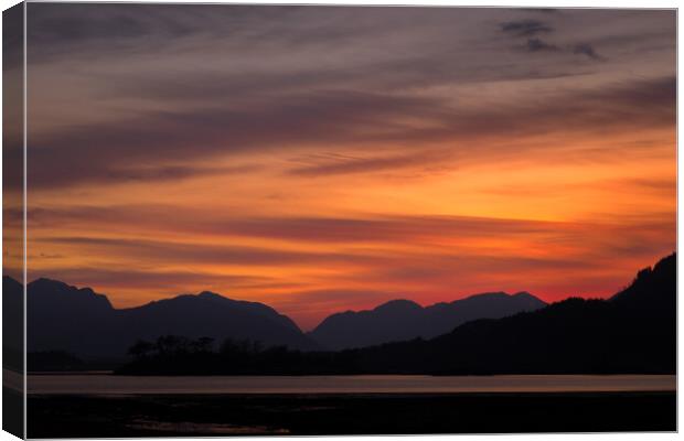 Loch leven Sunset Canvas Print by chris smith