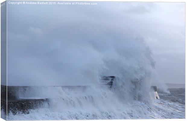 Porthcawl lighthouse in Storm Frank. Canvas Print by Andrew Bartlett