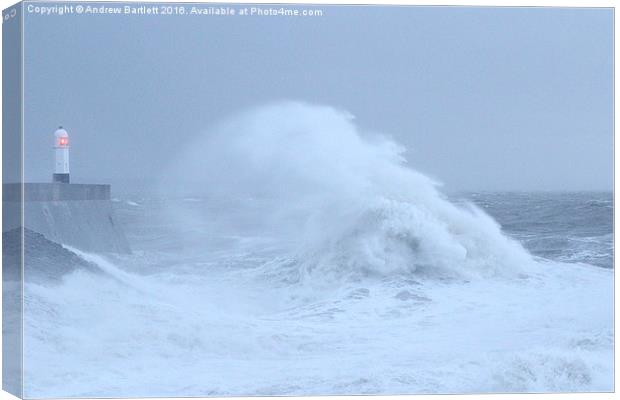 Porthcawl lighthouse in Storm Frank. Canvas Print by Andrew Bartlett