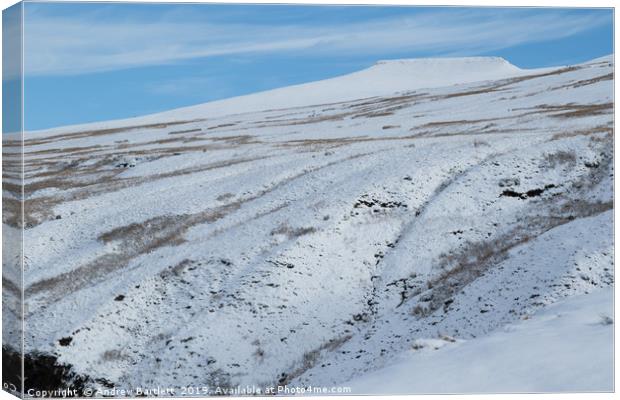 Brecon Beacons covered in snow Canvas Print by Andrew Bartlett