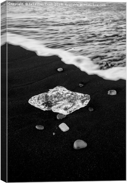 diamond beach iceland Canvas Print by Sebastien Coell