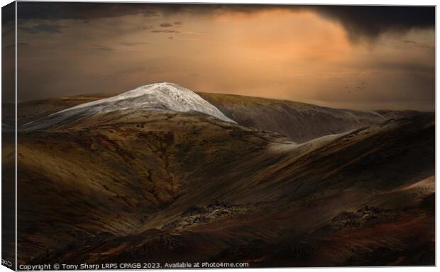 SNOW CAPPED - THE HELVELLYN RANGE , LAKE DISTRICT IN WINTER Canvas Print by Tony Sharp LRPS CPAGB