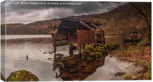 Abandoned boat house Canvas Print by Lee Sutton