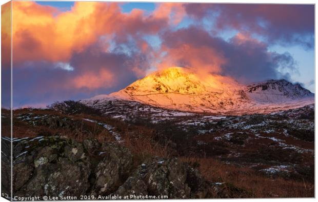 Moelwyn Bach Sunset Canvas Print by Lee Sutton
