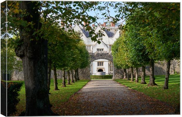 St Fagans Castle  Canvas Print by Richard Downs