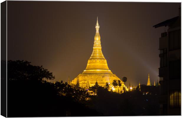  Shwedagon  Pagoda Canvas Print by Annette Johnson