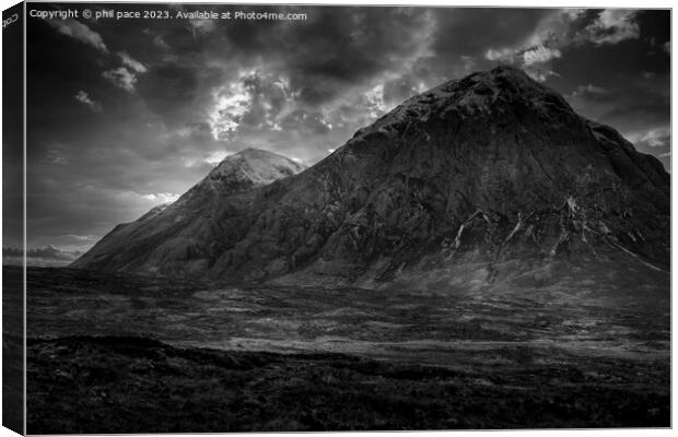 Buachaille Etive Mòr Canvas Print by phil pace