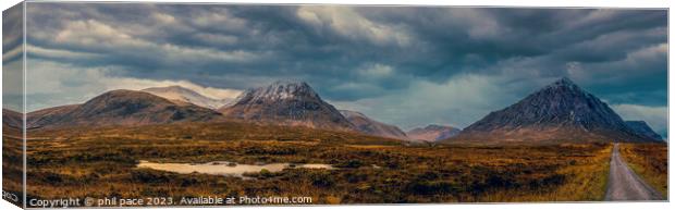 Buachaille Etive Mor Canvas Print by phil pace