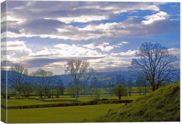 wye valley view from woodseaves herefordshire Canvas Print by paul ratcliffe