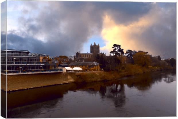 hereford skyline Canvas Print by paul ratcliffe