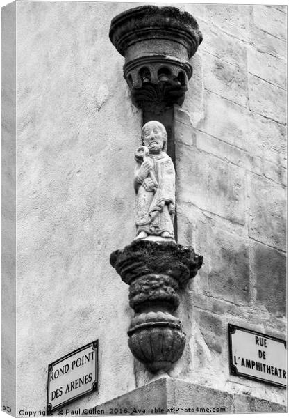 Medieval Statue with key - Monochrome. Canvas Print by Paul Cullen