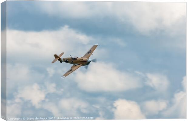 Messerschmitt Bf109, Lone fighter Canvas Print by Steve de Roeck