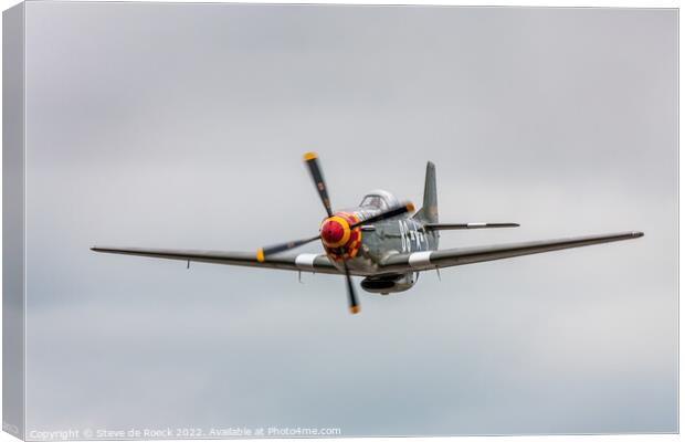 North American P51D Old Crow In Fighter Mode. Canvas Print by Steve de Roeck