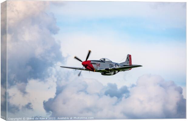 North American P51D Mustang Susie Canvas Print by Steve de Roeck