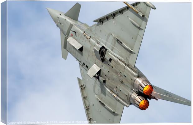 Eurofighter Typhoon Roars Upwards Turning Tightly With Reheat Blasting.  Canvas Print by Steve de Roeck
