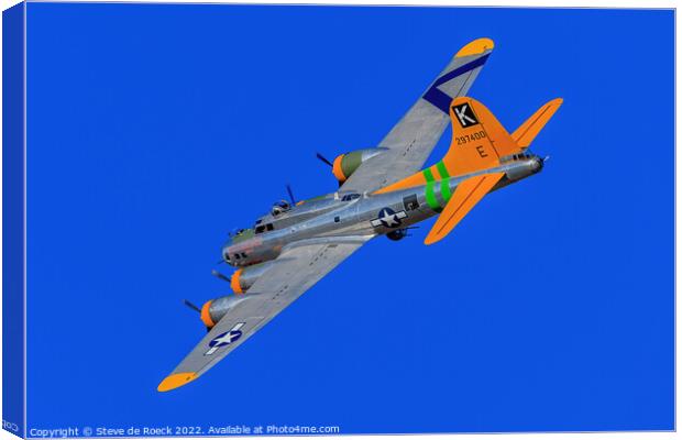 Boeing B17G Flying Fortress Fuddy Duddy Canvas Print by Steve de Roeck