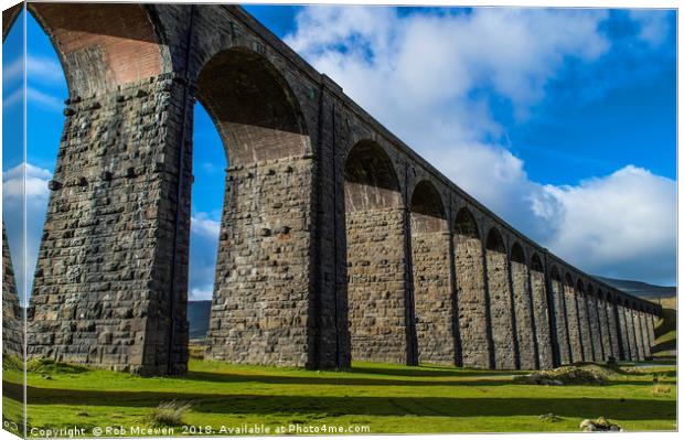 The Ribblehead Viaduct Canvas Print by Rob Mcewen