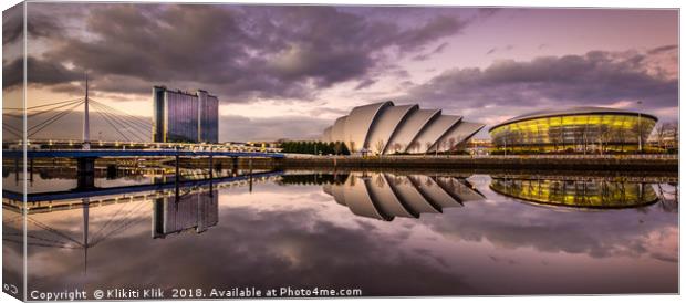 Glasgow sunset Canvas Print by Angela H