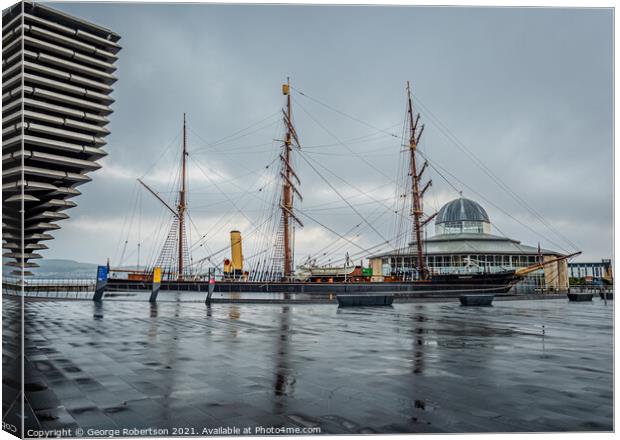 The RRS Discovery in Dundee Canvas Print by George Robertson