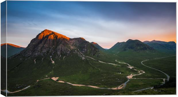 Alpenglow on Buachaille Etive Mor  Canvas Print by George Robertson