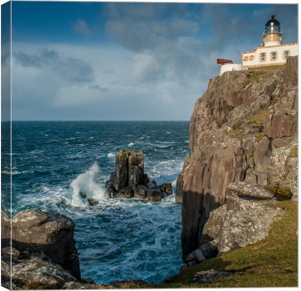 Neist Point Lighthouse, Isle of Skye Canvas Print by George Robertson