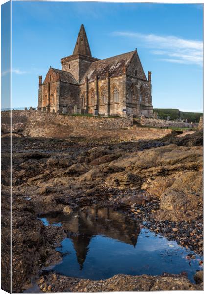 The Auld Kirk in St  Monans, Scotland Canvas Print by George Robertson