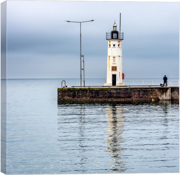 Chalmers Lighthouse, Anstruther Pier Canvas Print by George Robertson