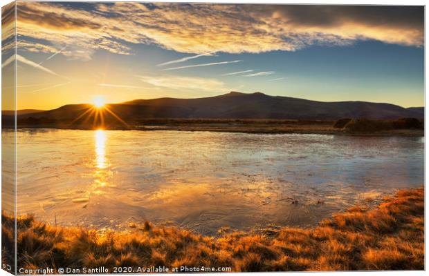 Pen y Fan and Corn Du Canvas Print by Dan Santillo