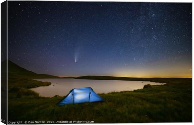 Comet NEOWISE over Llyn y Fan Fawr, Brecon Beacons Canvas Print by Dan Santillo