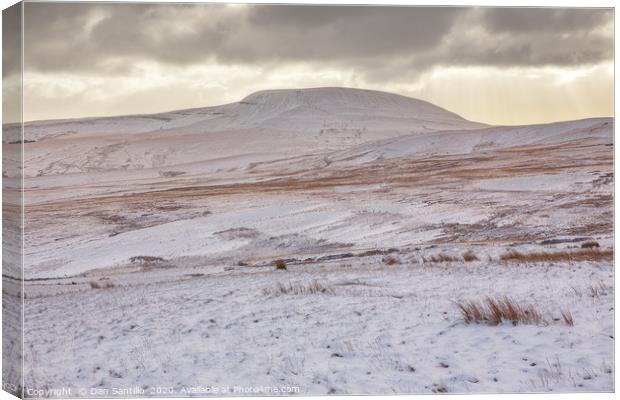 Fan Gyhirych, Brecon Beacons National Park Canvas Print by Dan Santillo