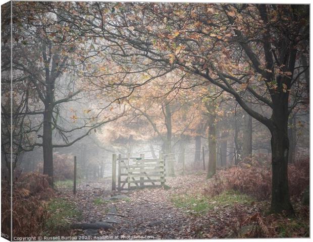 A foggy day in the Peak District Canvas Print by Russell Burton