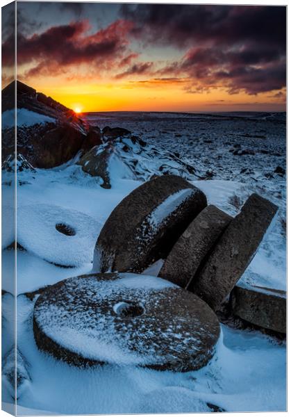 Stanage Edge Millstones #2 Canvas Print by Paul Andrews