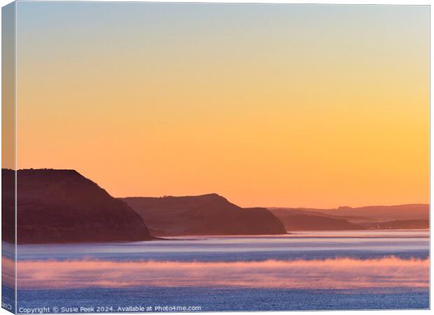 Winter Morning Moods of the Dorset Coastline in Ja Canvas Print by Susie Peek