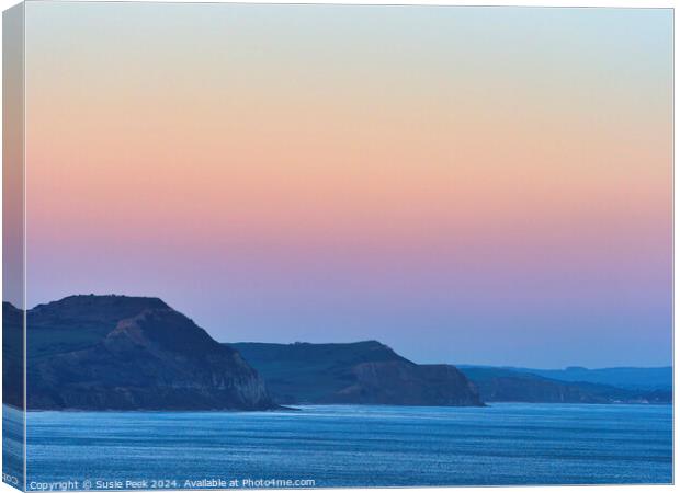 Winter Evening Moods of the Dorset Coastline in Ja Canvas Print by Susie Peek