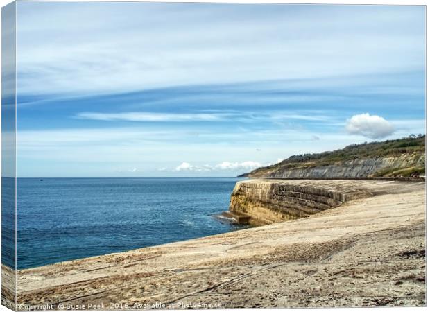 Along The Cobb Wall - Lyme Regis Canvas Print by Susie Peek